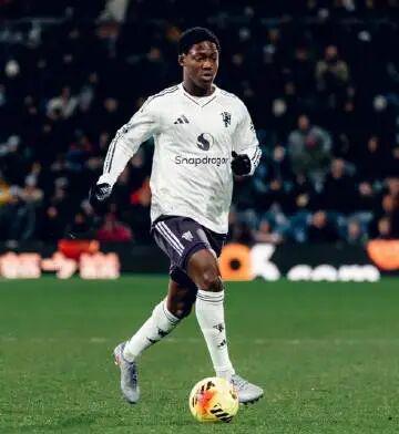 世界杯手机投注-邮报：达洛特相信自己应该成为球队未来的首选右后卫