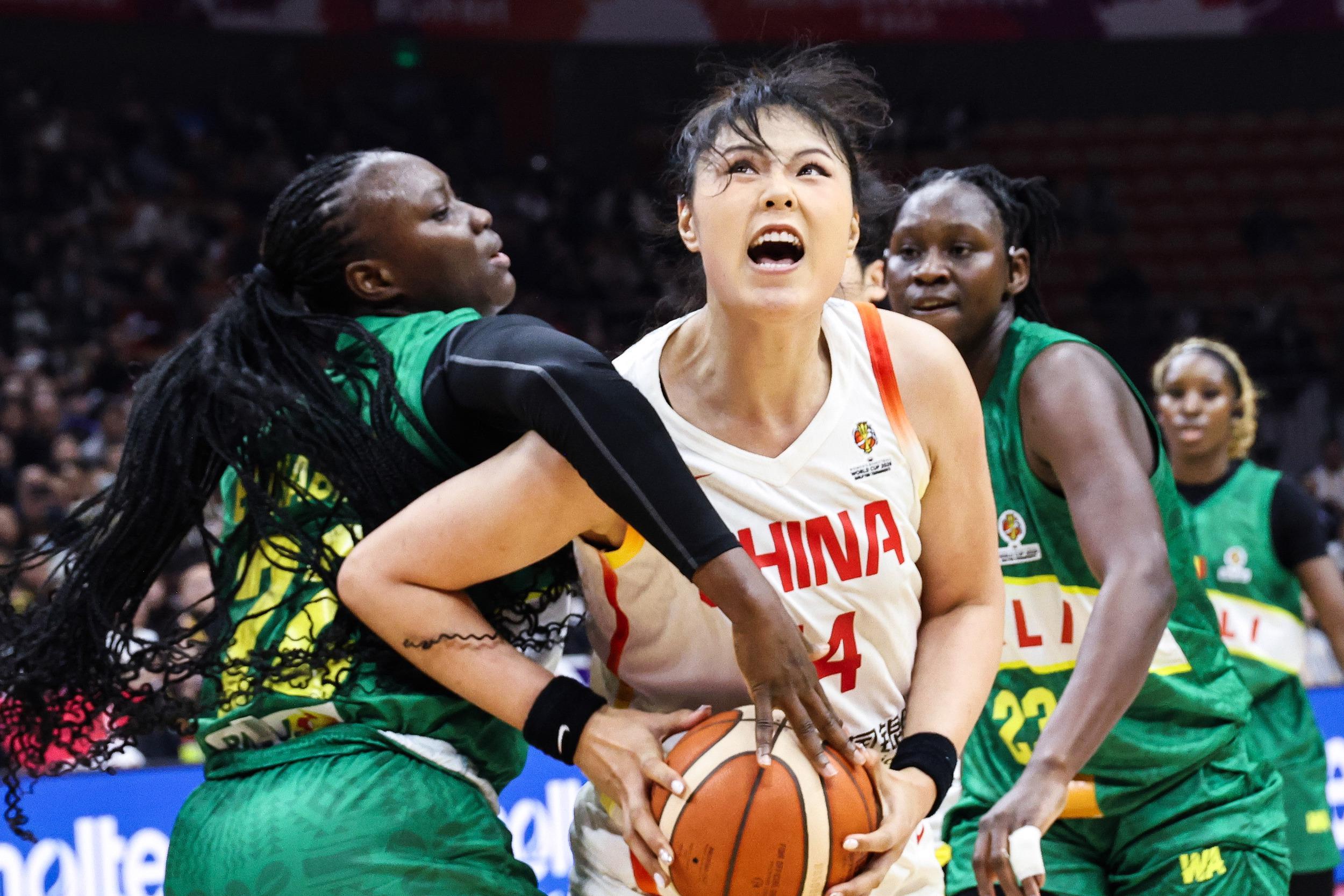 中国女篮首胜功臣诞生！不是韩旭和张子宇，宫鲁鸣这步棋走对了